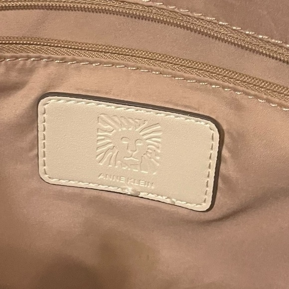 Anne Klein Cream Embossed Satchel Shoulder Bag Chain Strap — Ivory - Picture 6 of 7